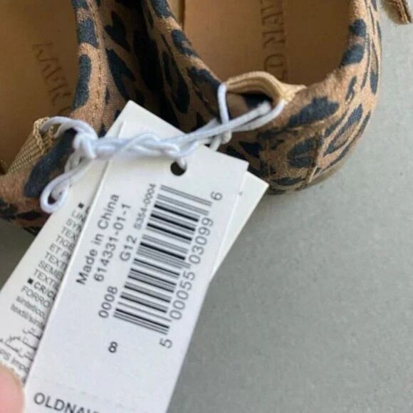 NWT Old Navy Girl's Faux-Suede Mary-Jane Leopard Brown/Black Flats, Size 8 - Picture 2 of 6